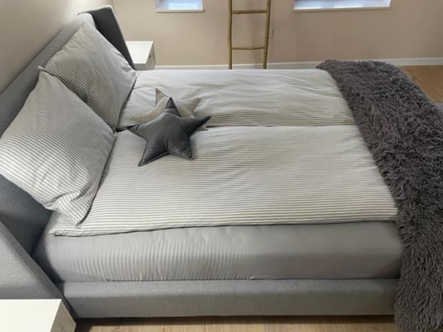 שומן Mitra Luxury Apartments מראה חיצוני תמונה