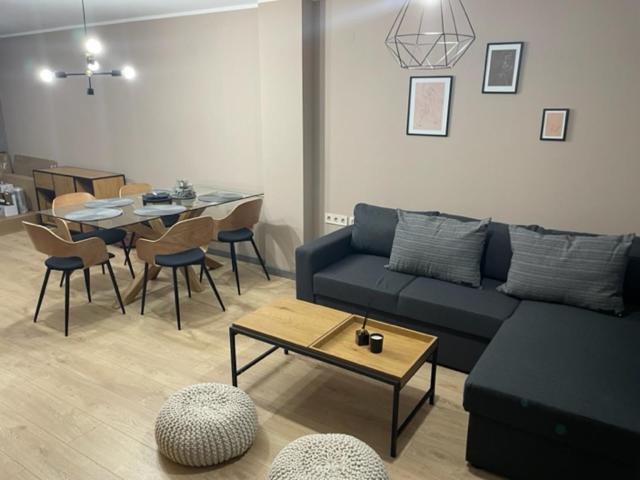 שומן Mitra Luxury Apartments מראה חיצוני תמונה